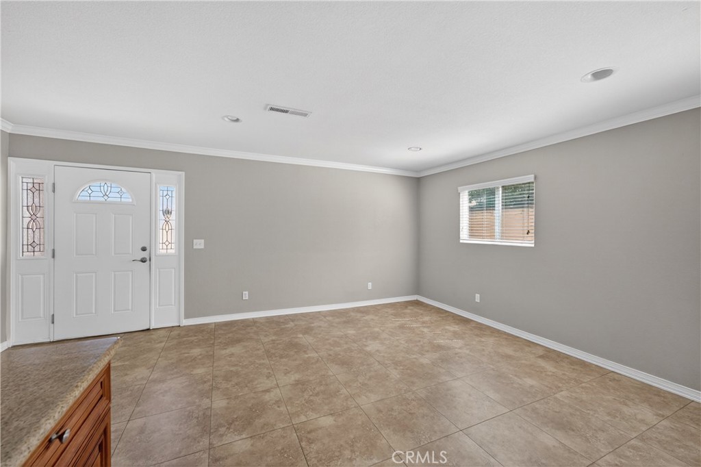 8720 Villa