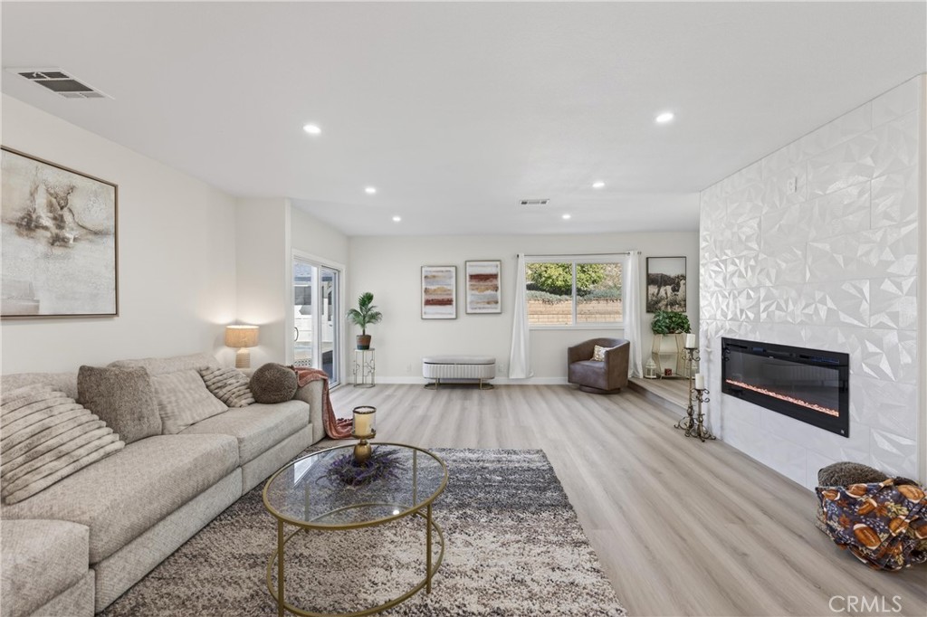 11891 San Timoteo Canyon