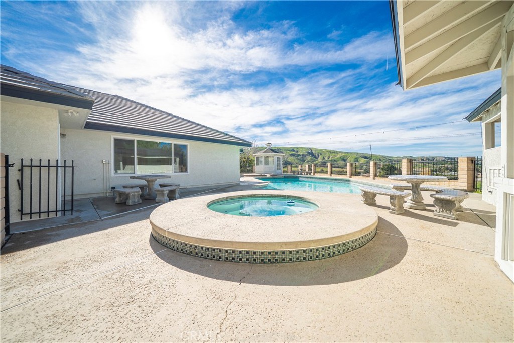 11891 San Timoteo Canyon