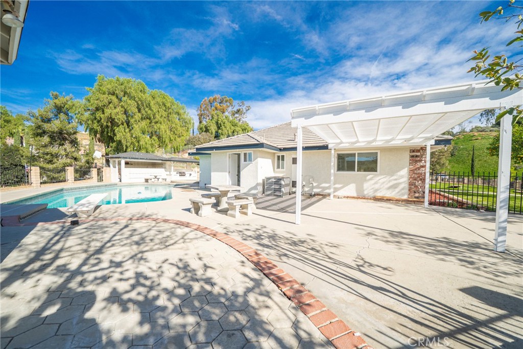 11891 San Timoteo Canyon