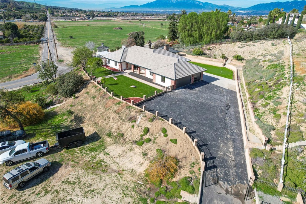 11891 San Timoteo Canyon