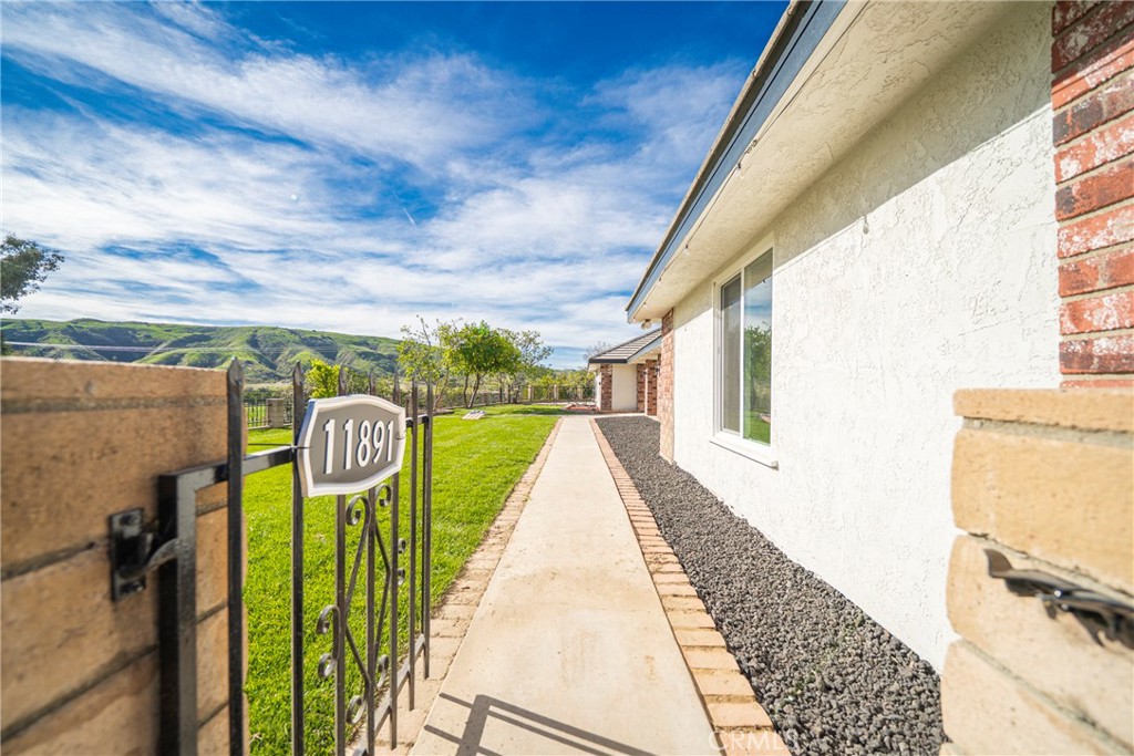 11891 San Timoteo Canyon