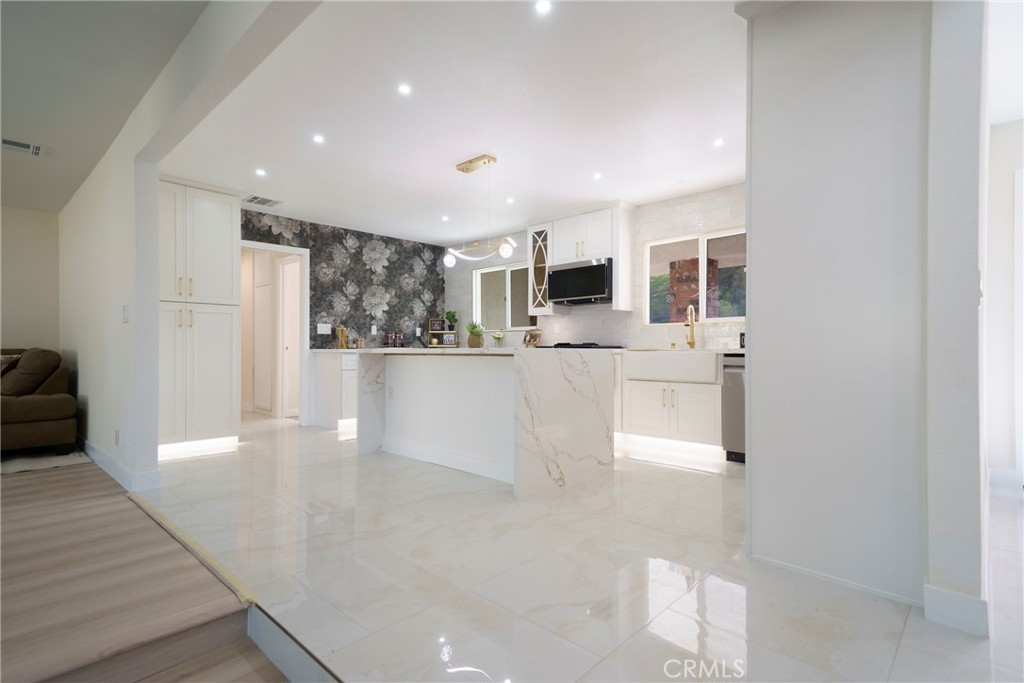 11891 San Timoteo Canyon