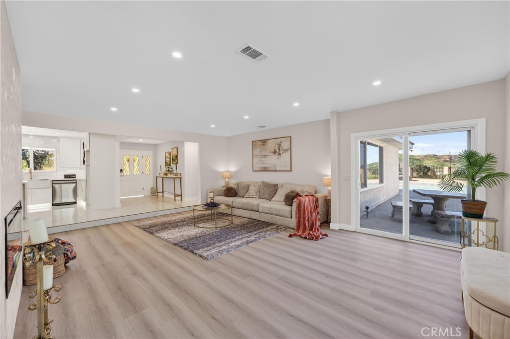 11891 San Timoteo Canyon