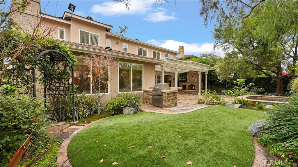 3016 Clearwood Court