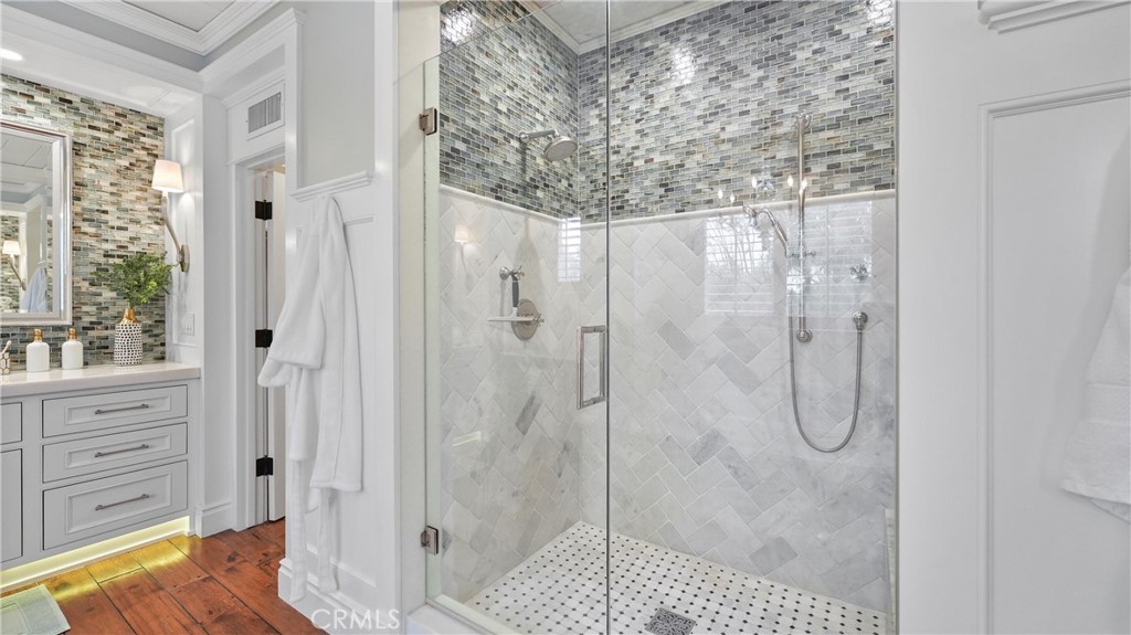 3016 Clearwood Court