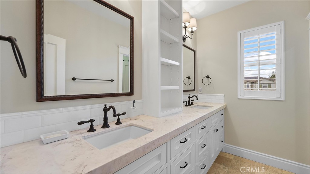 3016 Clearwood Court