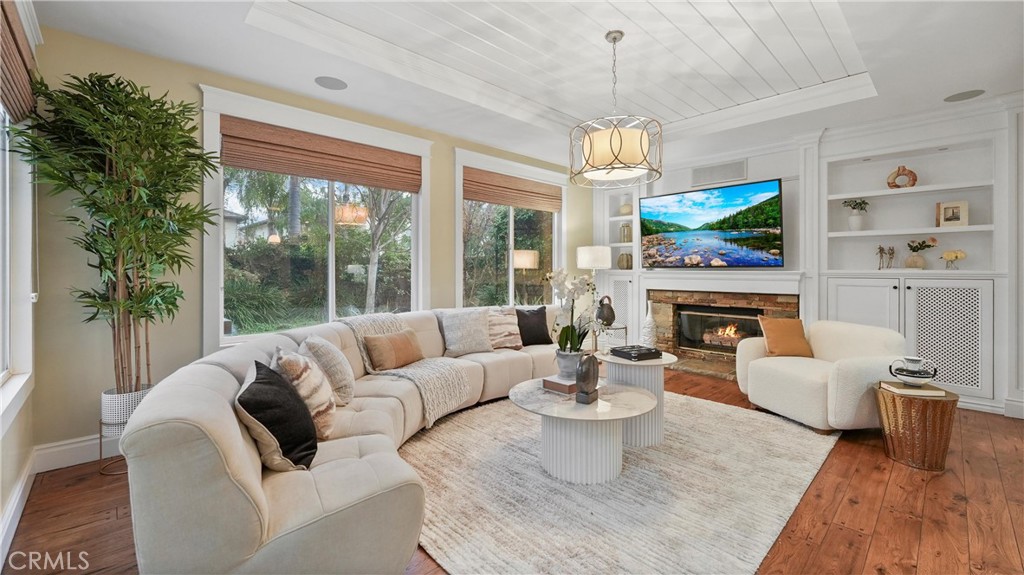 3016 Clearwood Court