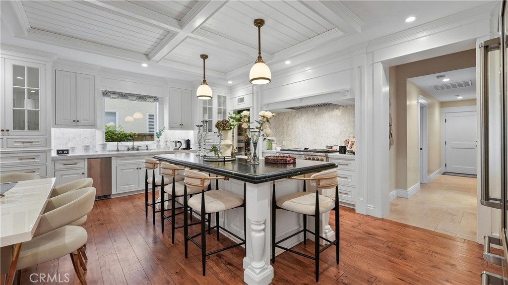 3016 Clearwood Court