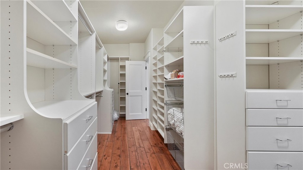 3016 Clearwood Court