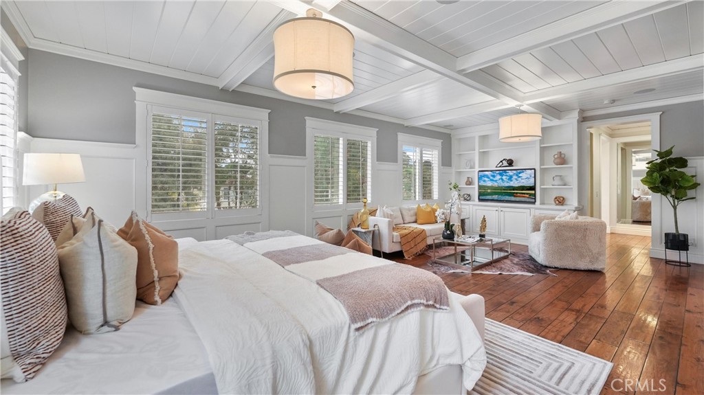 3016 Clearwood Court