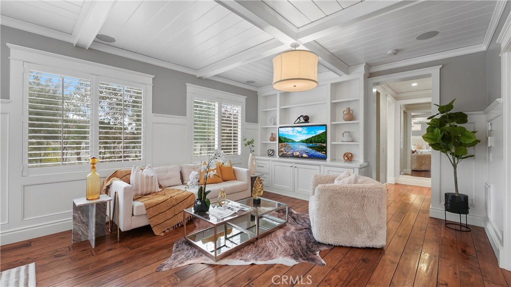 3016 Clearwood Court