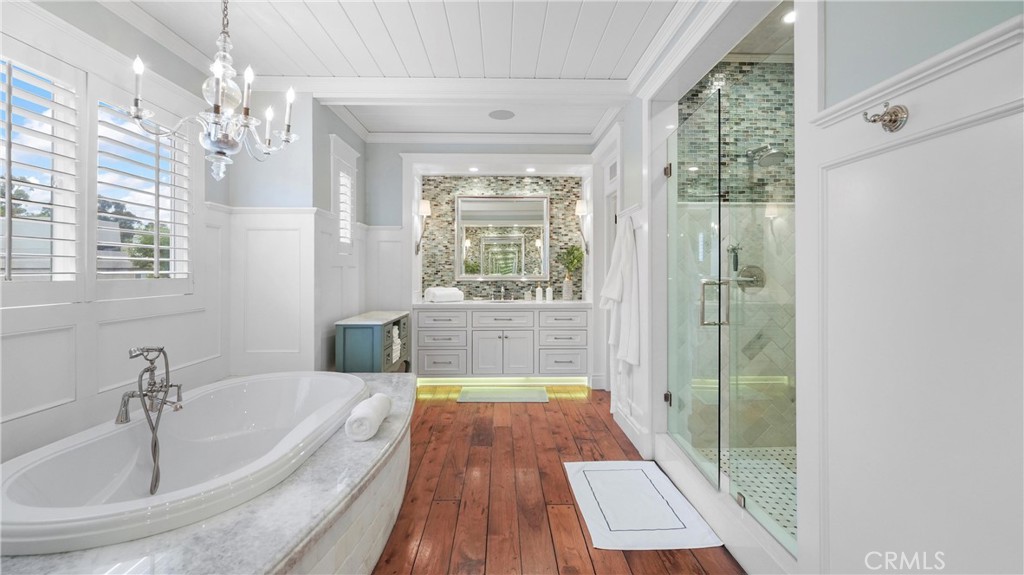 3016 Clearwood Court