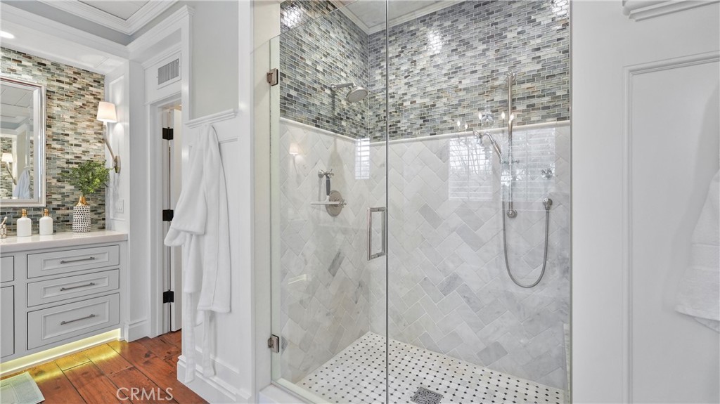 3016 Clearwood Court