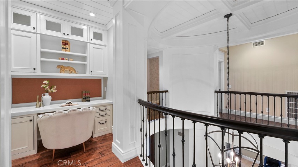 3016 Clearwood Court