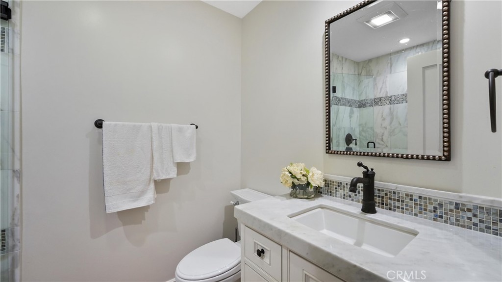 3016 Clearwood Court