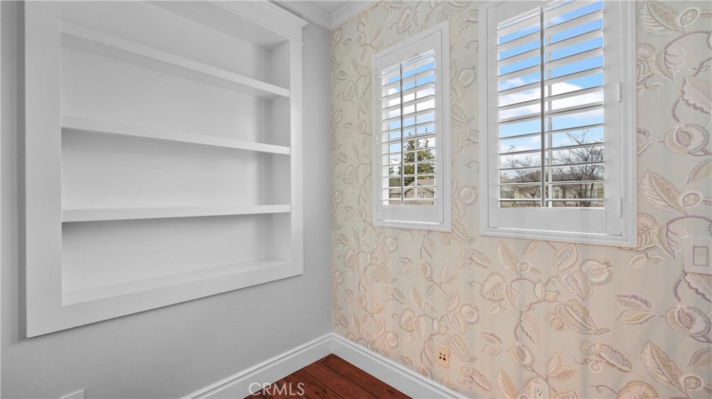 3016 Clearwood Court