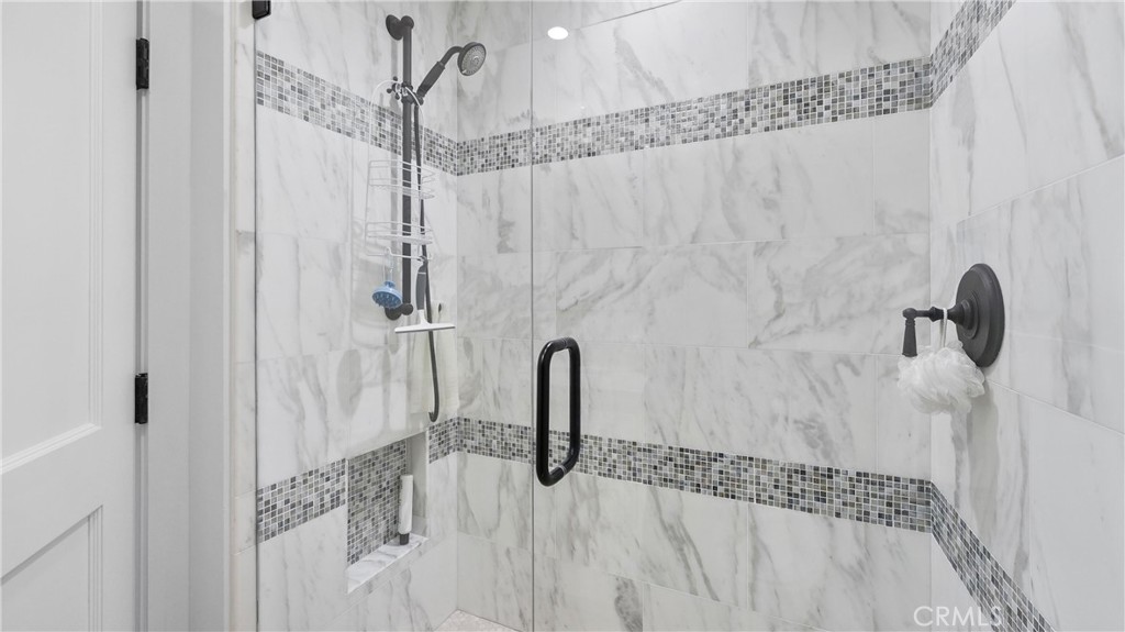 3016 Clearwood Court