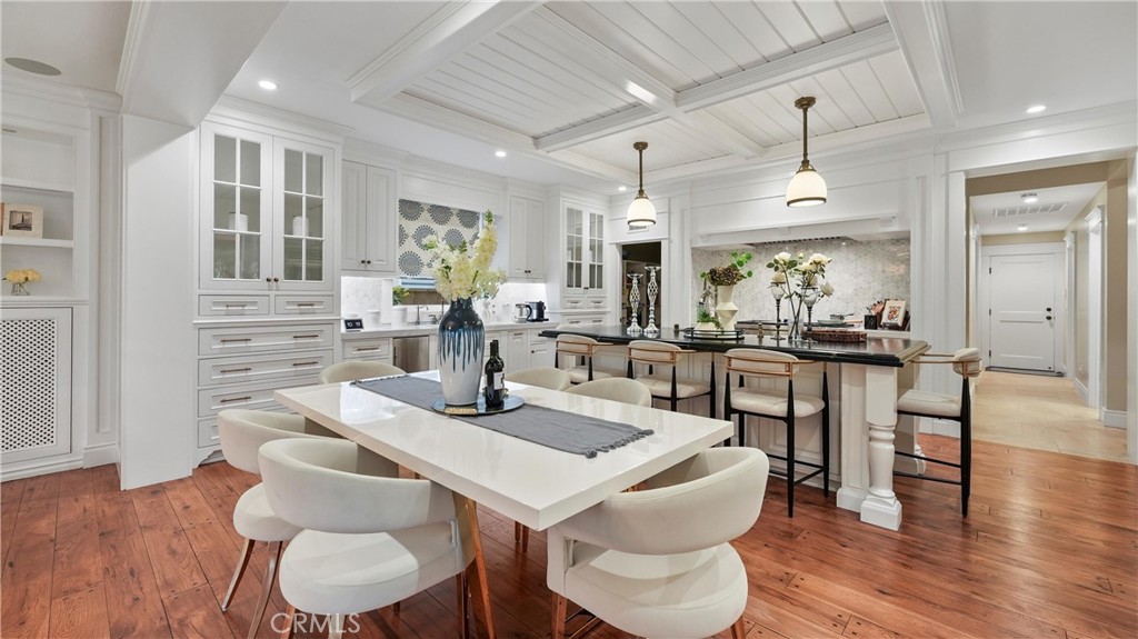 3016 Clearwood Court