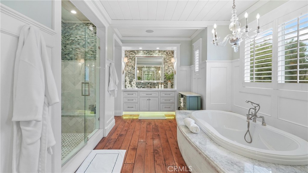 3016 Clearwood Court