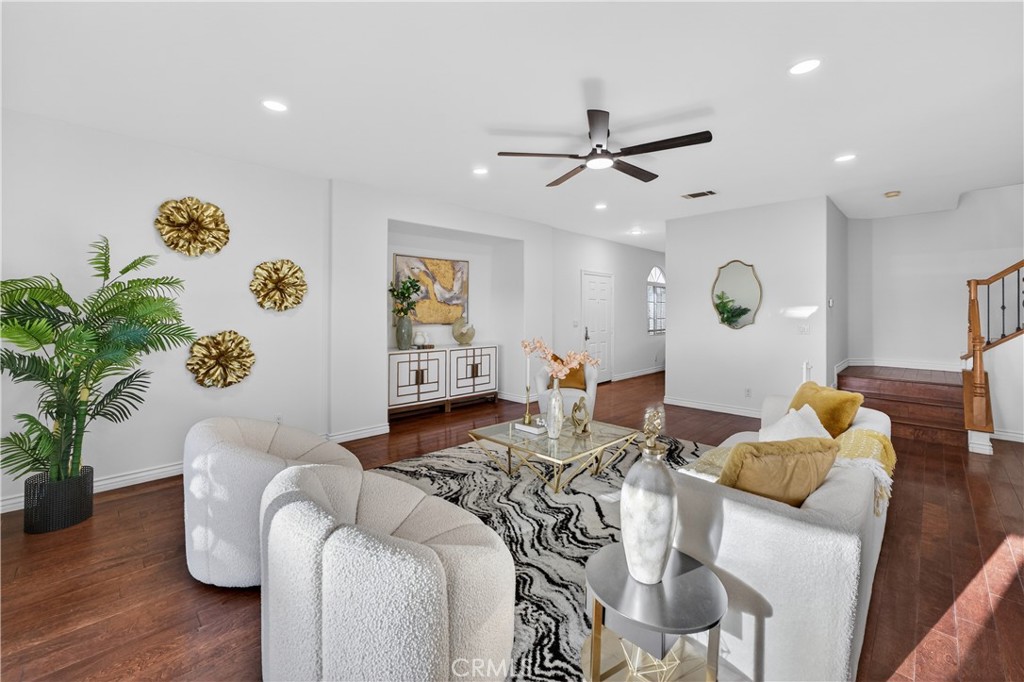 4279 W 190th