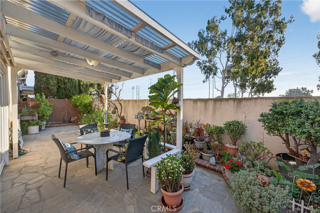 4279 W 190th
