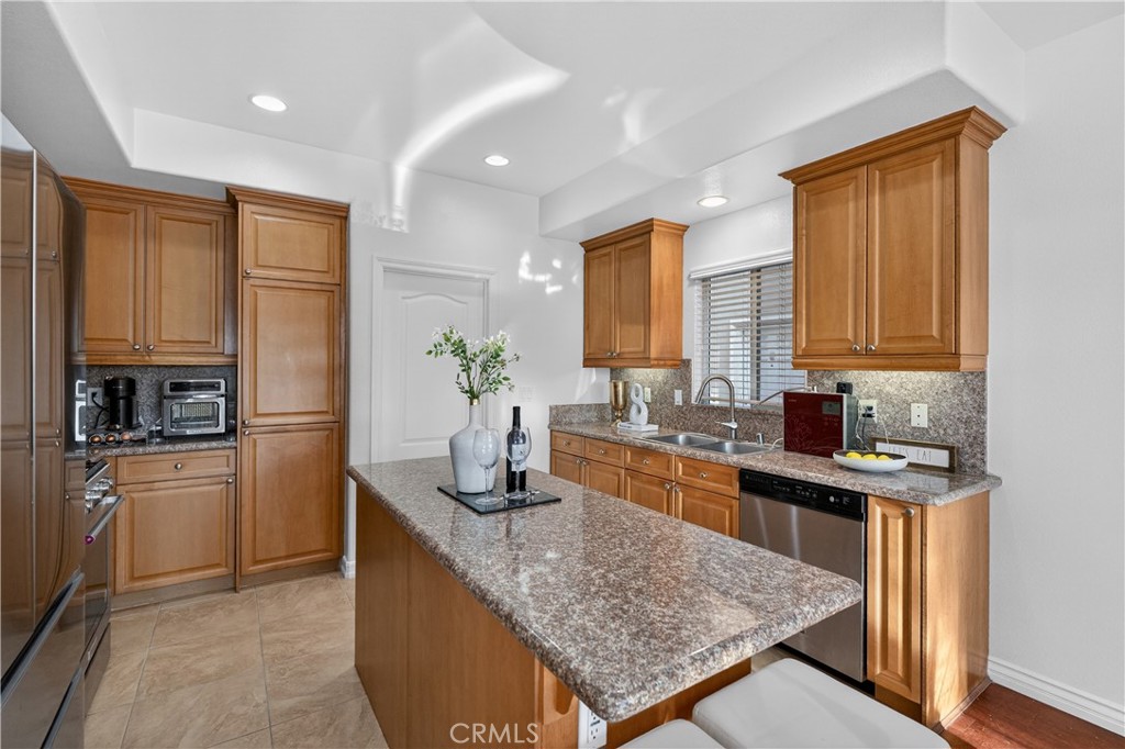4279 W 190th
