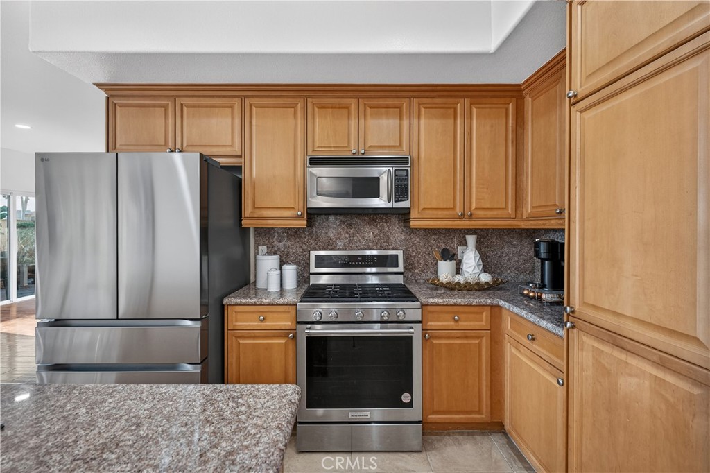 4279 W 190th