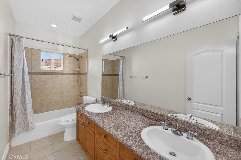 4279 W 190th