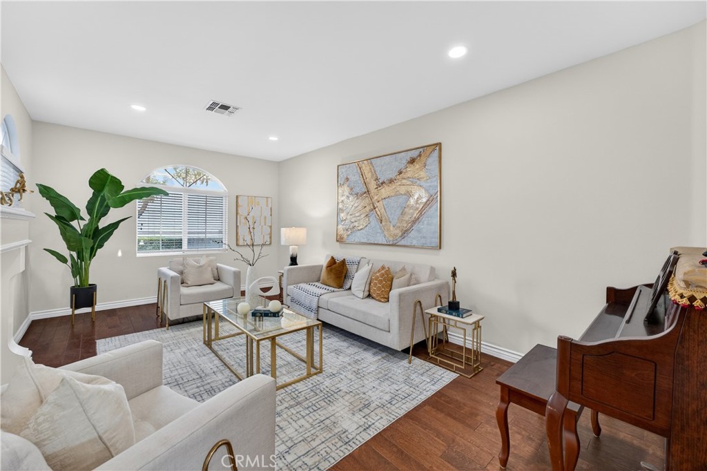 4279 W 190th
