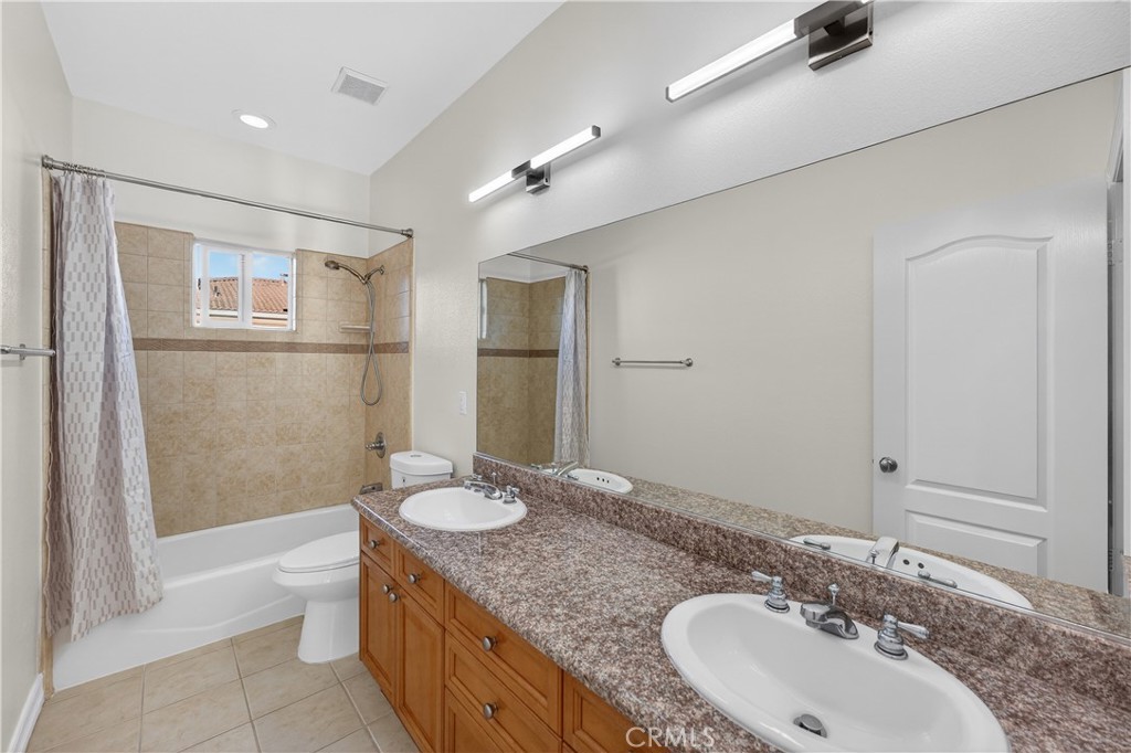 4279 W 190th