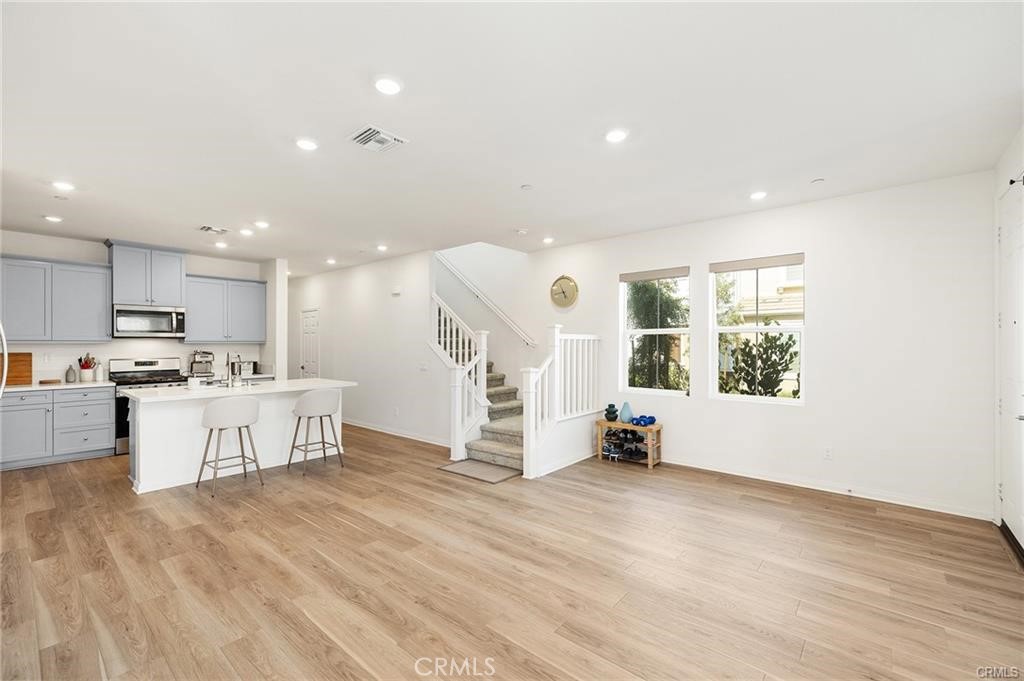 3906 E Coronado Privado