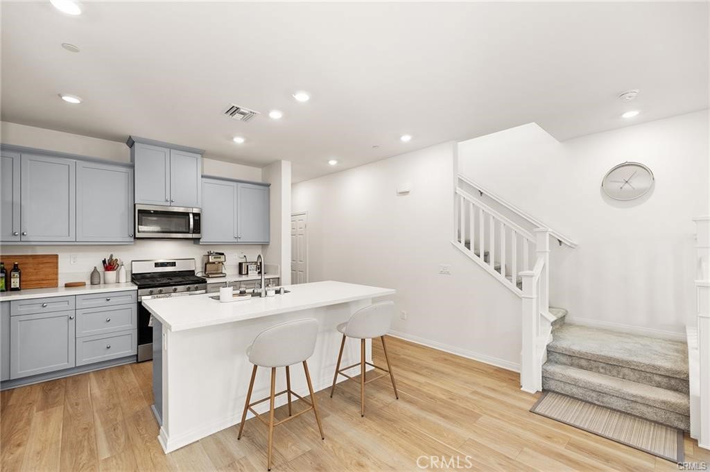 3906 E Coronado Privado