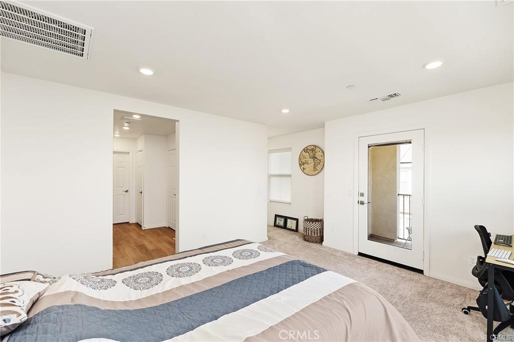 3906 E Coronado Privado