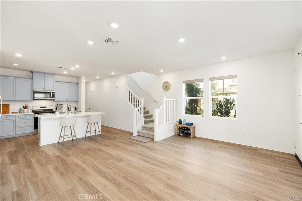 3906 E Coronado Privado