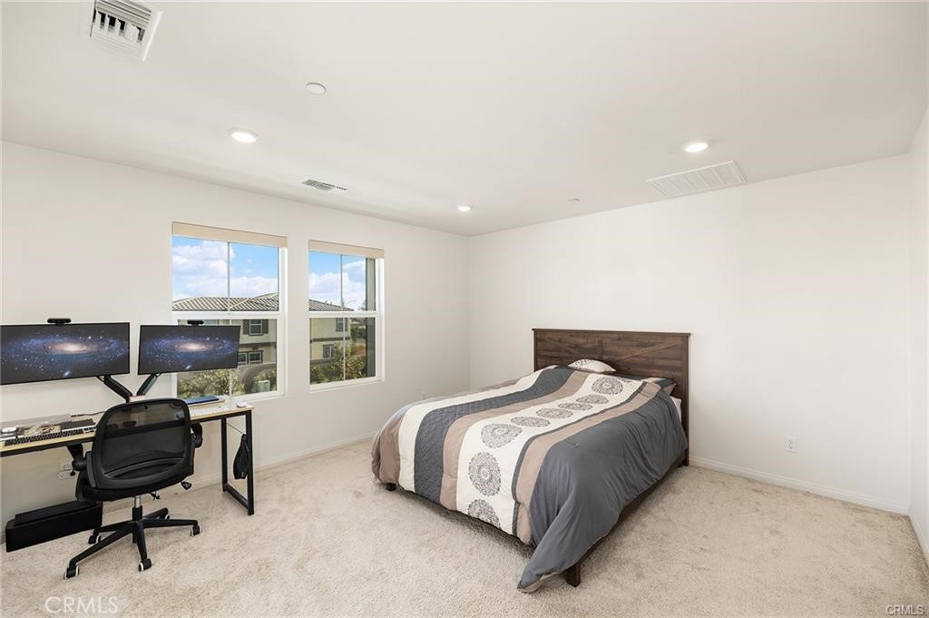 3906 E Coronado Privado