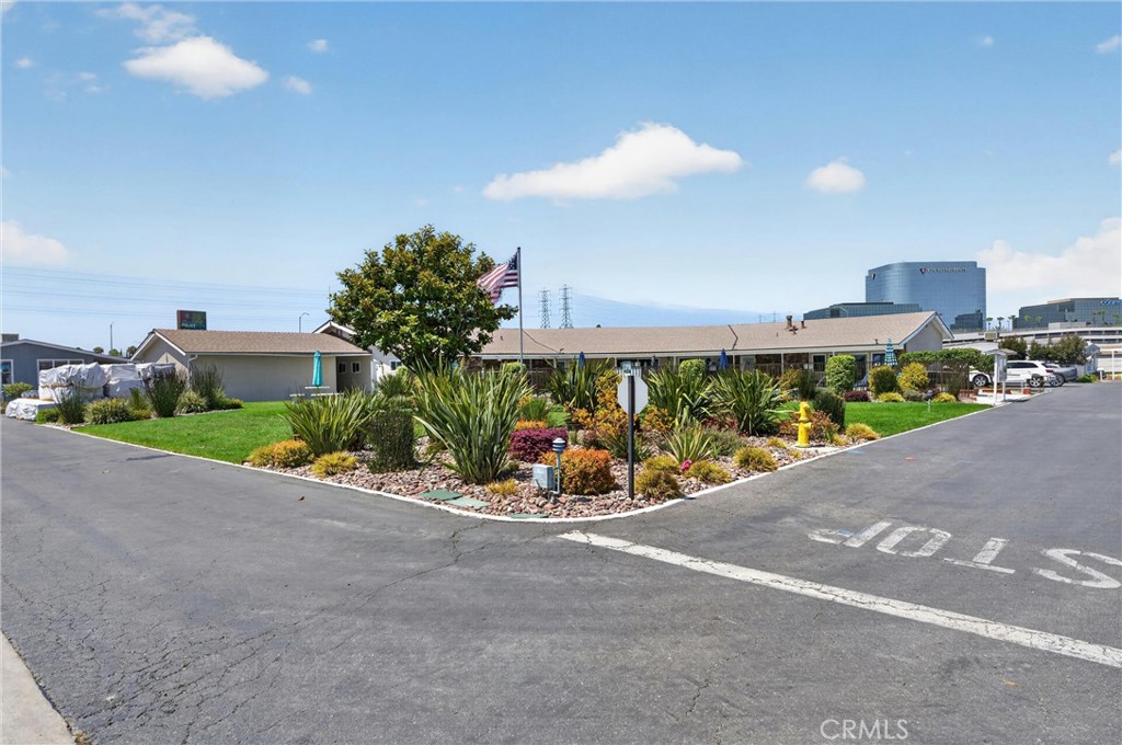 15621 Beach Blvd Spc 127