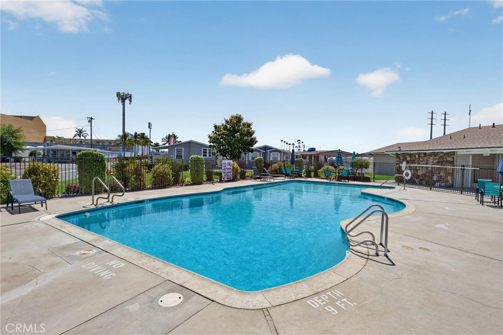 15621 Beach Blvd Spc 127