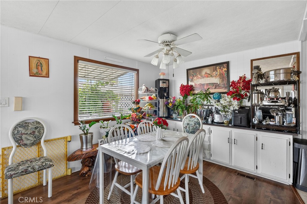 15621 Beach Blvd Spc 127