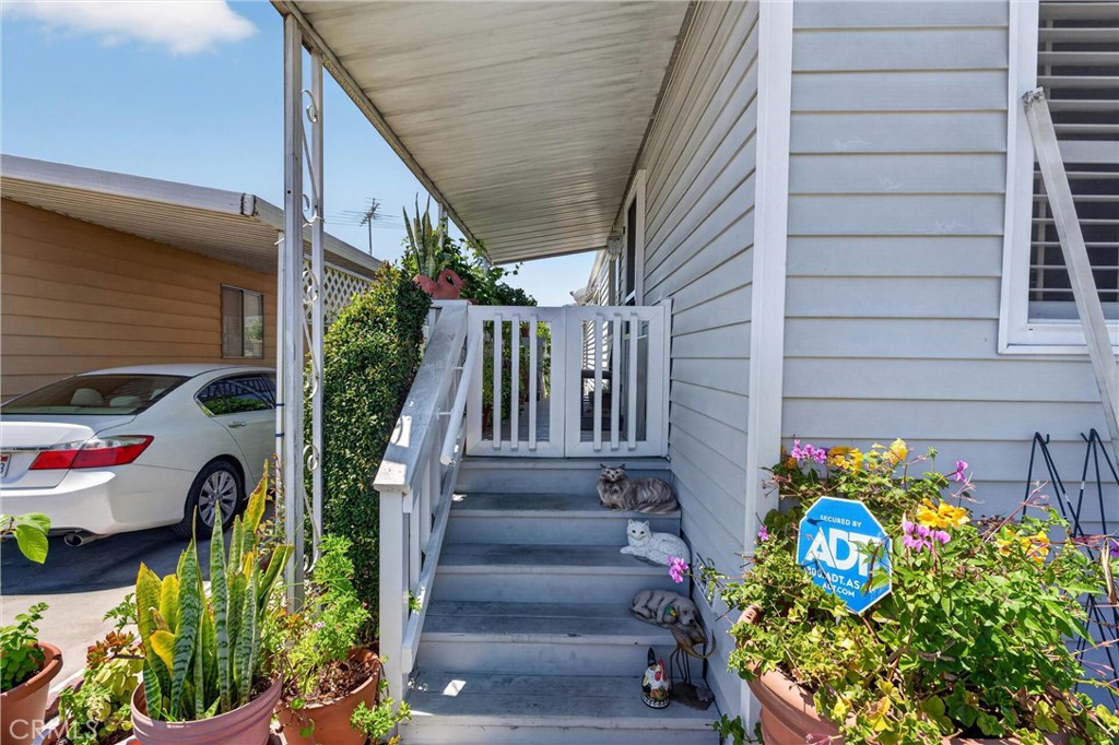 15621 Beach Blvd Spc 127