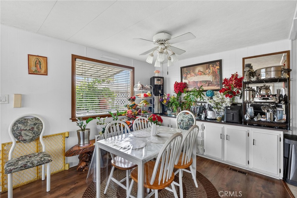 15621 Beach Blvd Spc 127