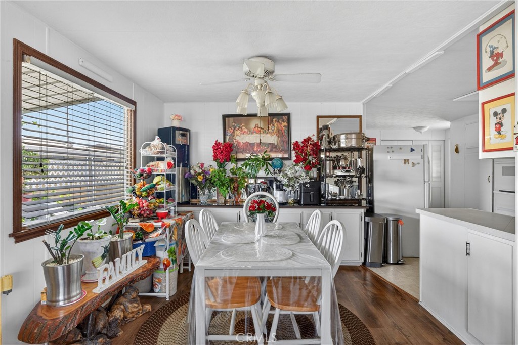 15621 Beach Blvd Spc 127