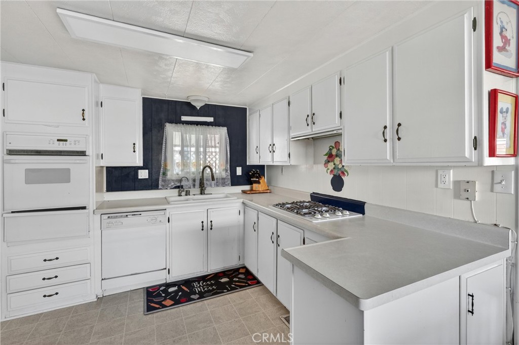 15621 Beach Blvd Spc 127