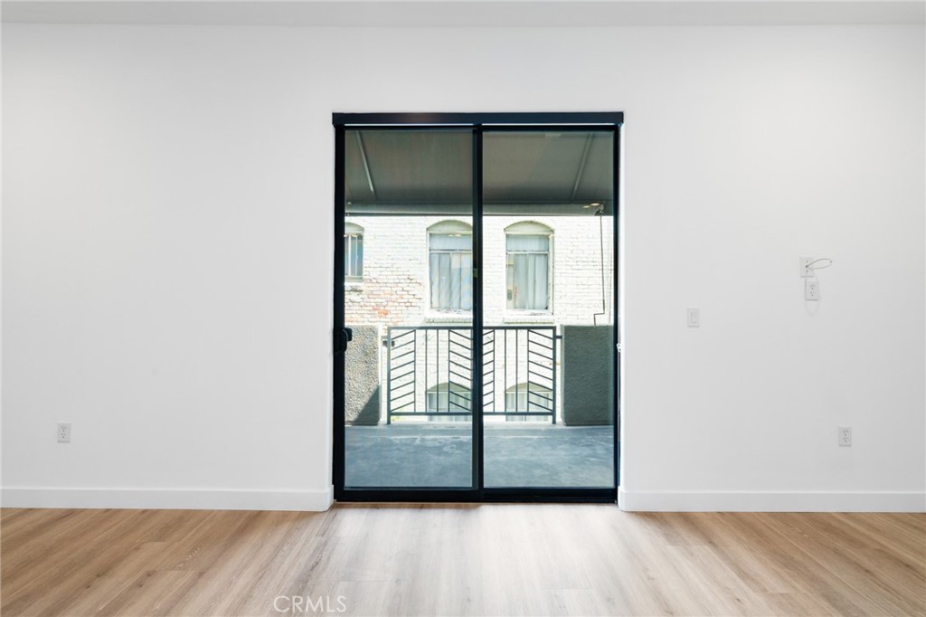 230 S Jackson