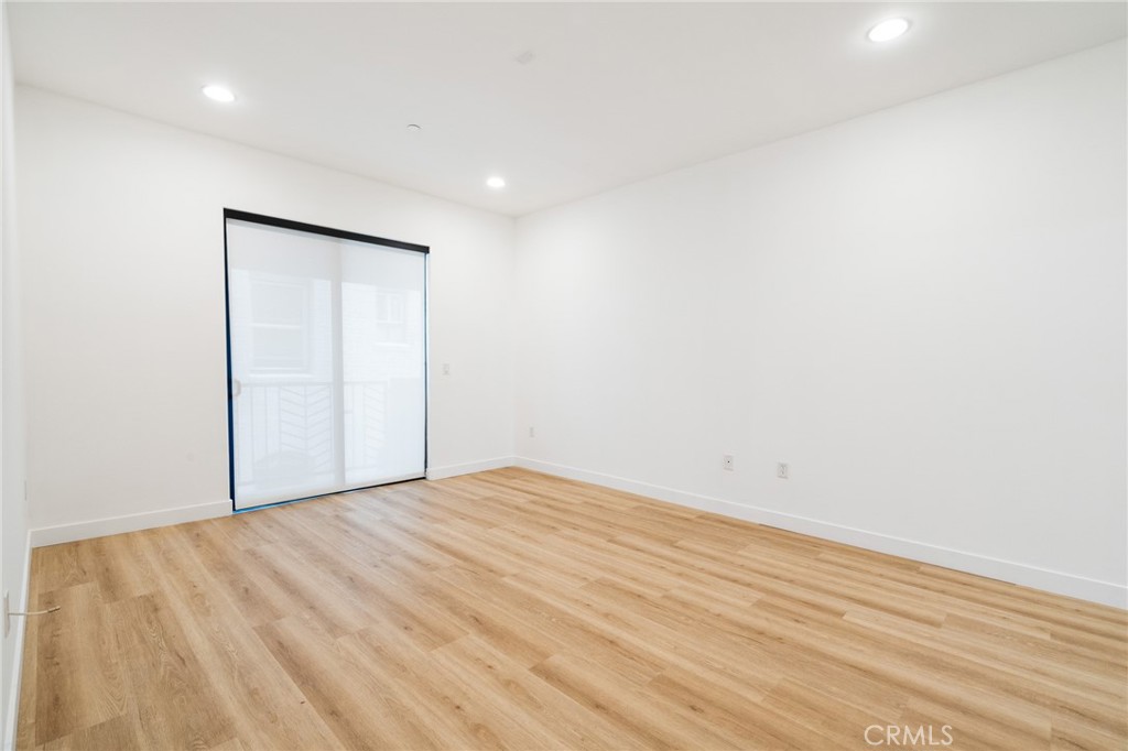 230 S Jackson