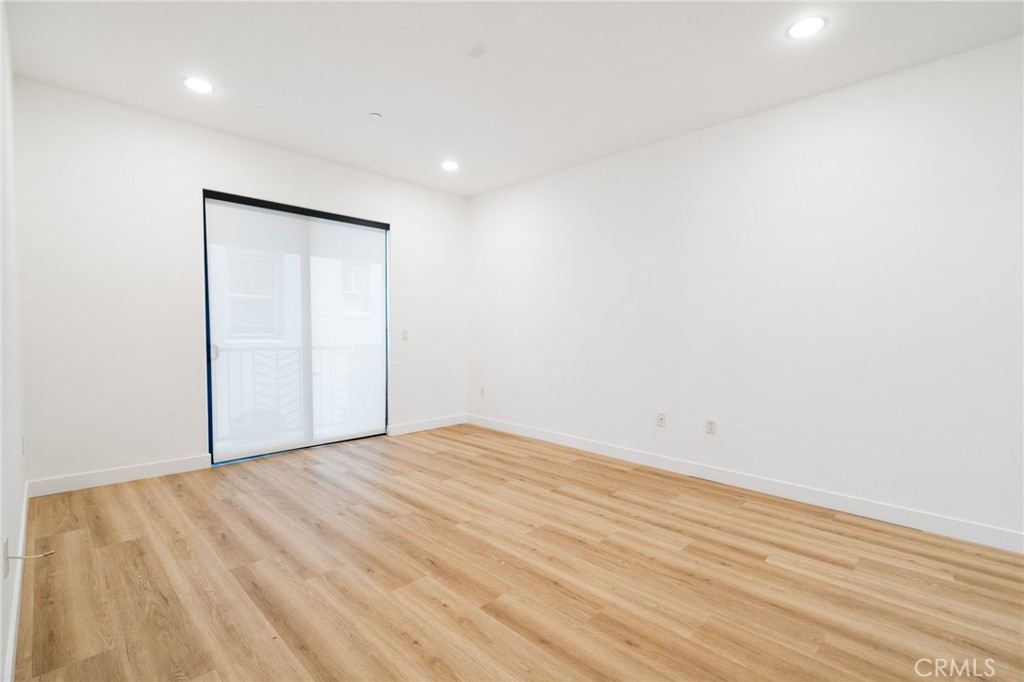 230 S Jackson