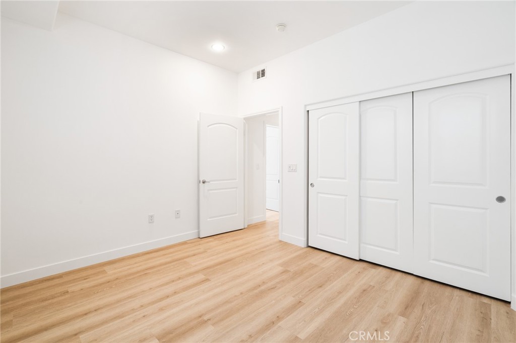 230 S Jackson