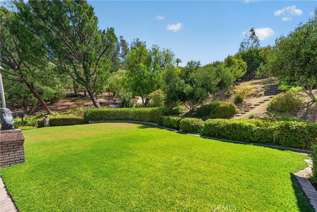 22260 Starlight Drive