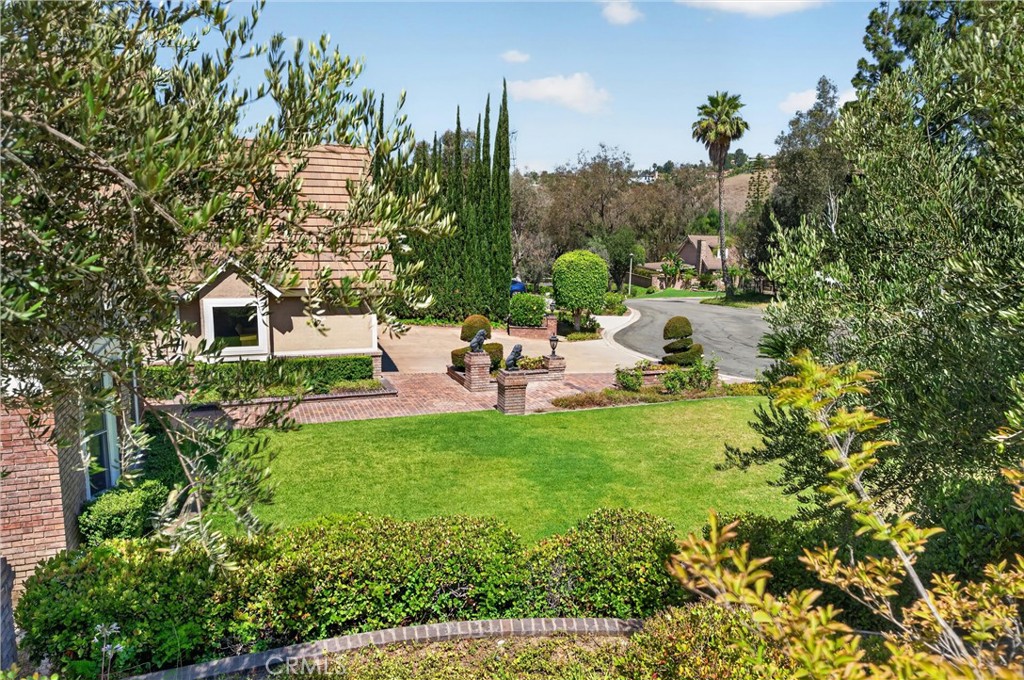22260 Starlight Drive