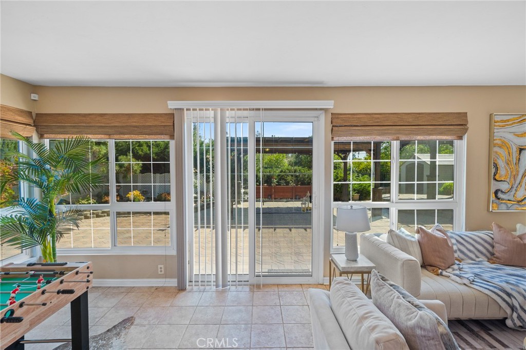 2528 Larkwood Drive